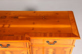 Wunderschönes Englisches Sideboard Eibe Schrank Antik Stil Buffetschrank Kommode