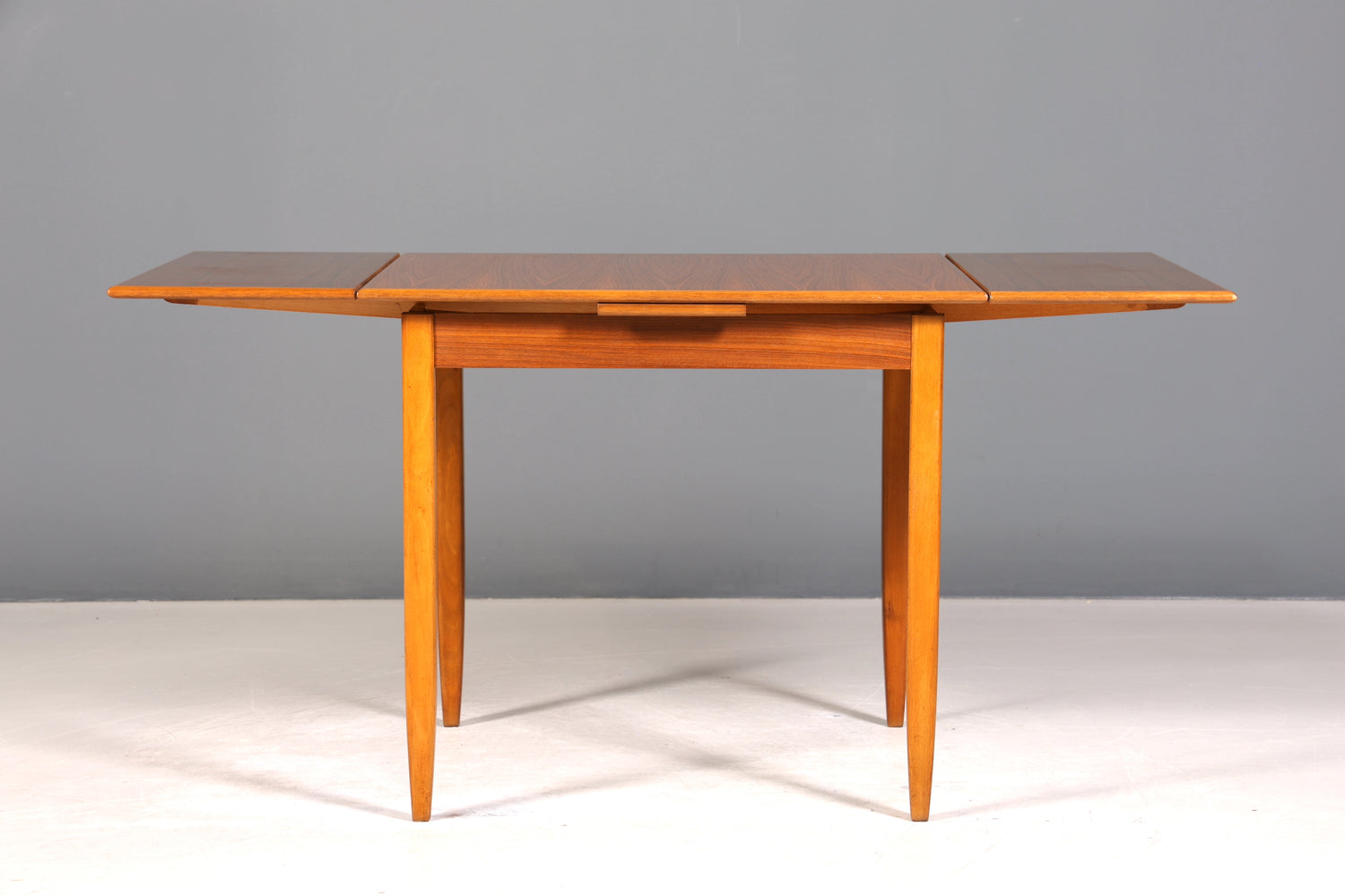 Traumhafter Mid Century Esstisch ausziehbarer Danish Design Teak Holz Küchentisch Esszimmer Tisch