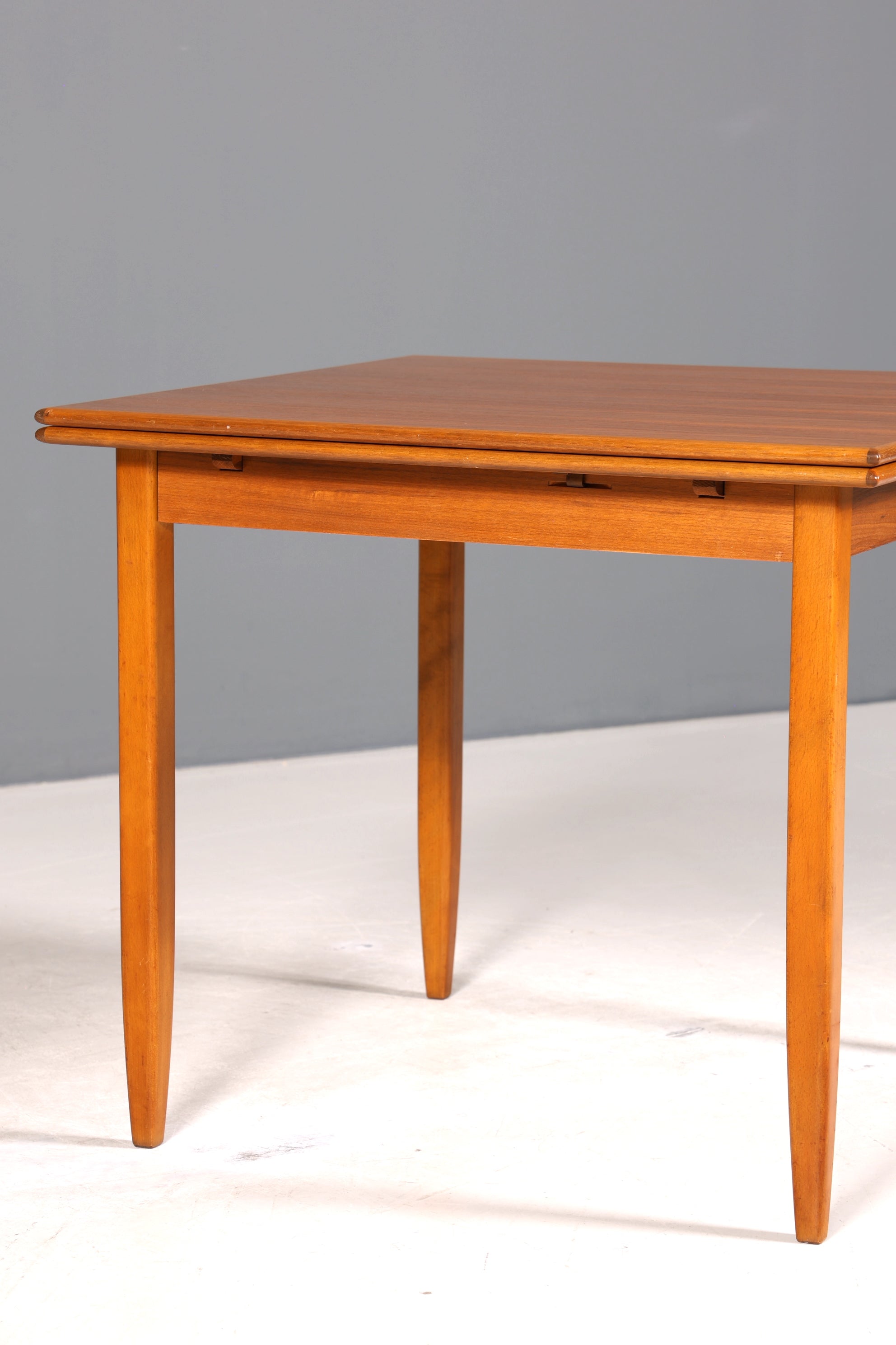Traumhafter Mid Century Esstisch ausziehbarer Danish Design Teak Holz Küchentisch Esszimmer Tisch
