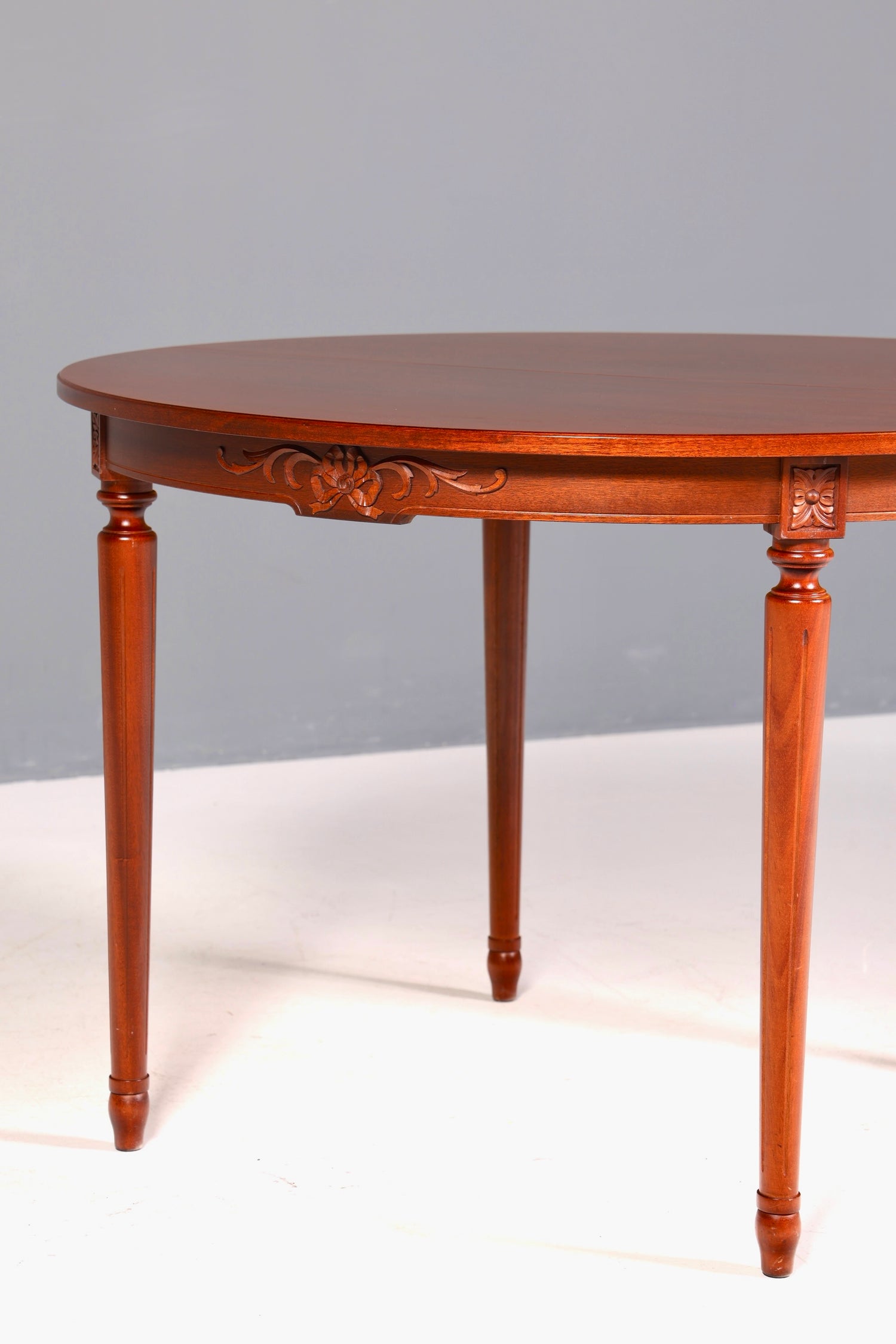 Stilvoller Tisch im Gustavianischer Stil Küchentisch ausziehbar Antik Stil Esszimmer Tisch