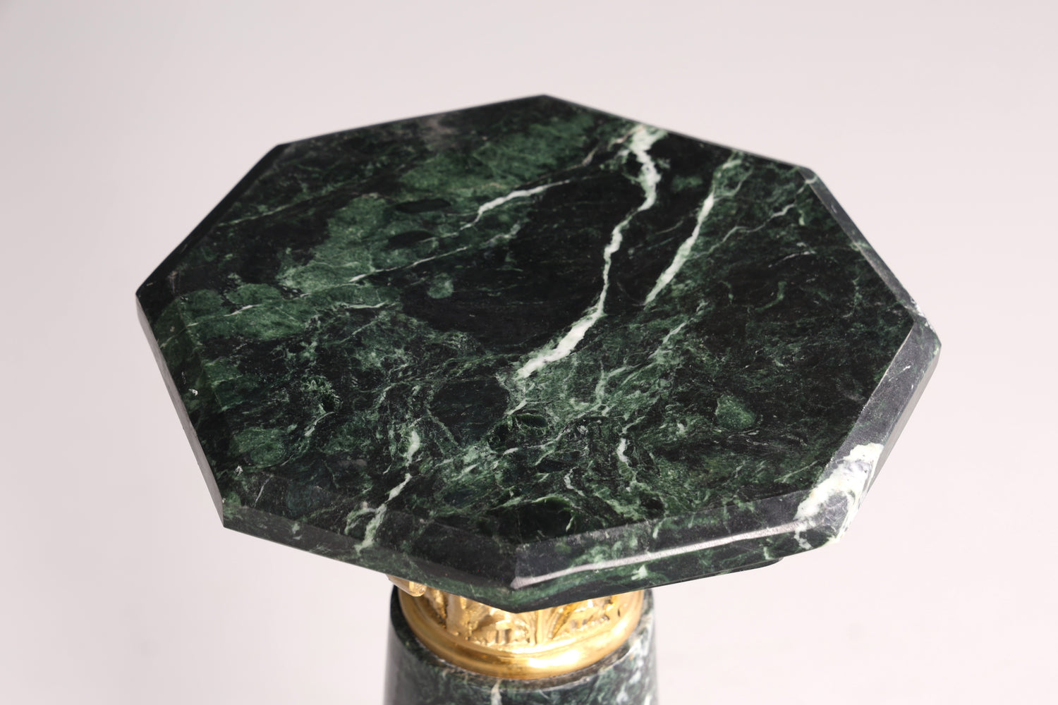 Wunderschöne Barock Stil Säule Louis XV Marmor Blumensäule Naturstein Sockel Ablage