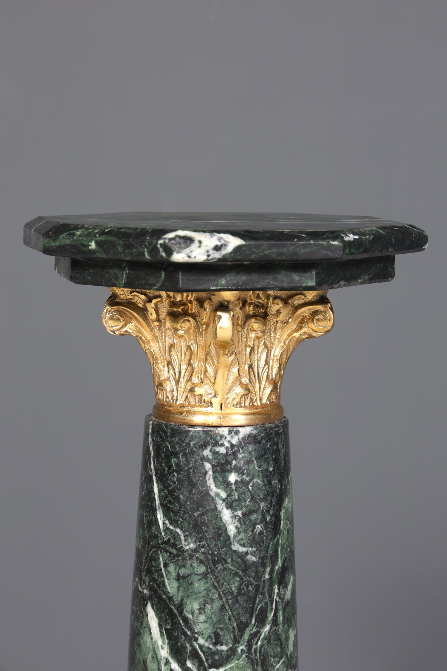 Wunderschöne Barock Stil Säule Louis XV Marmor Blumensäule Naturstein Sockel Ablage