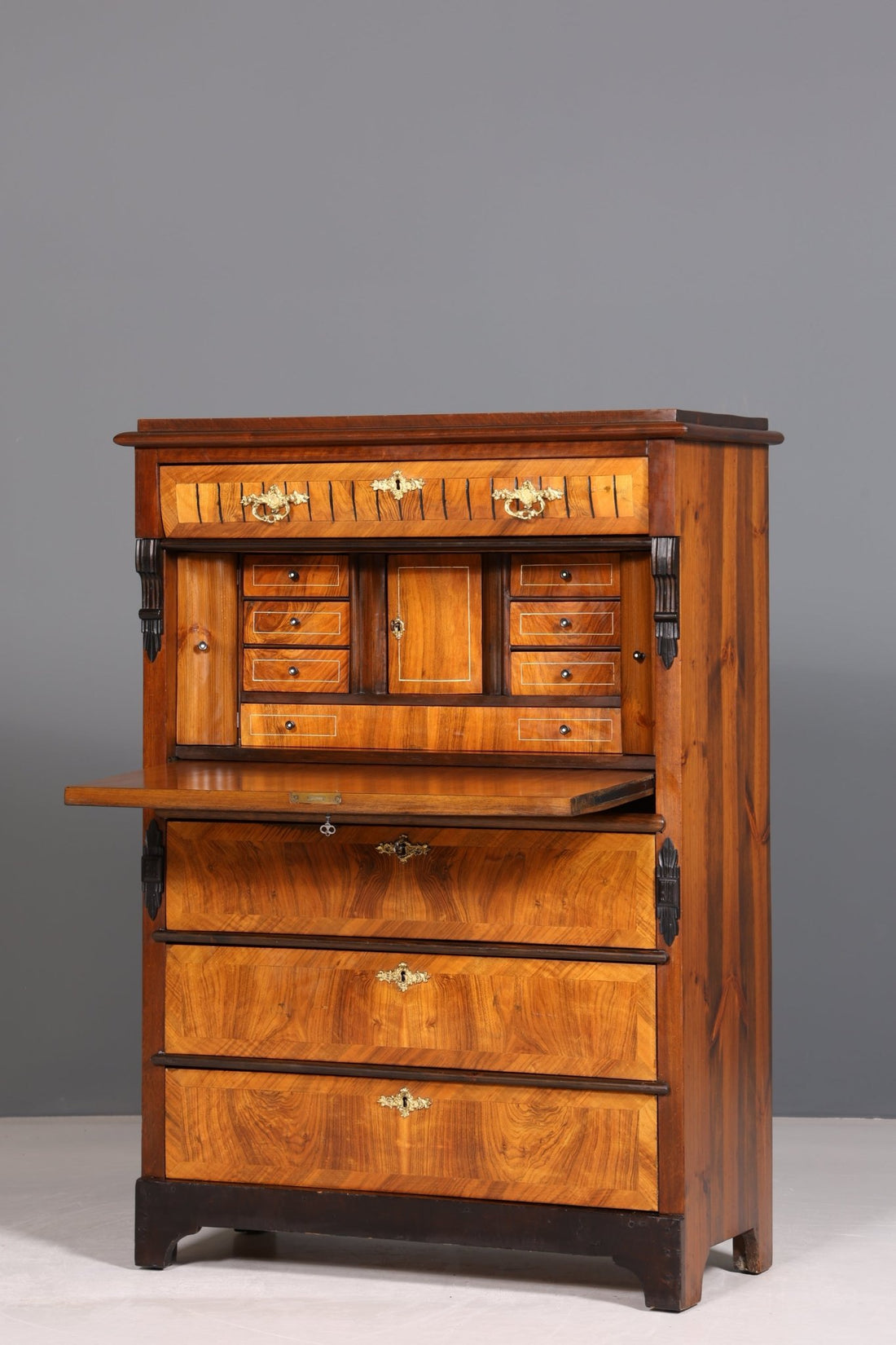 Edler Gründerzeit Sekretär Vertiko Nussbaum Jugendstil Highboard Louis Philippe Kommode um 1880
