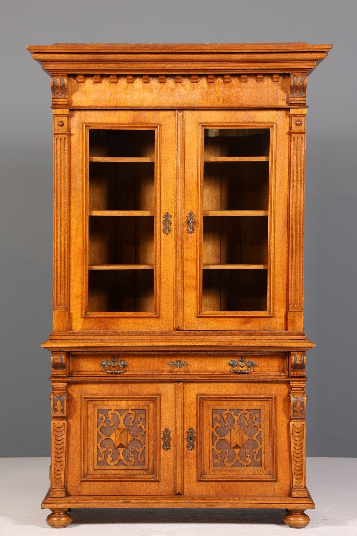 Edler Gründerzeit Vitrine um 1880 Schrank Antik Jugendstil Eiche Bücherregal