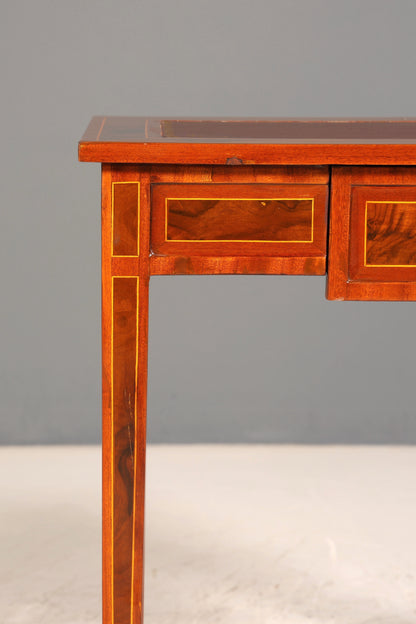 Beautiful delicate desk French desk antique style office table