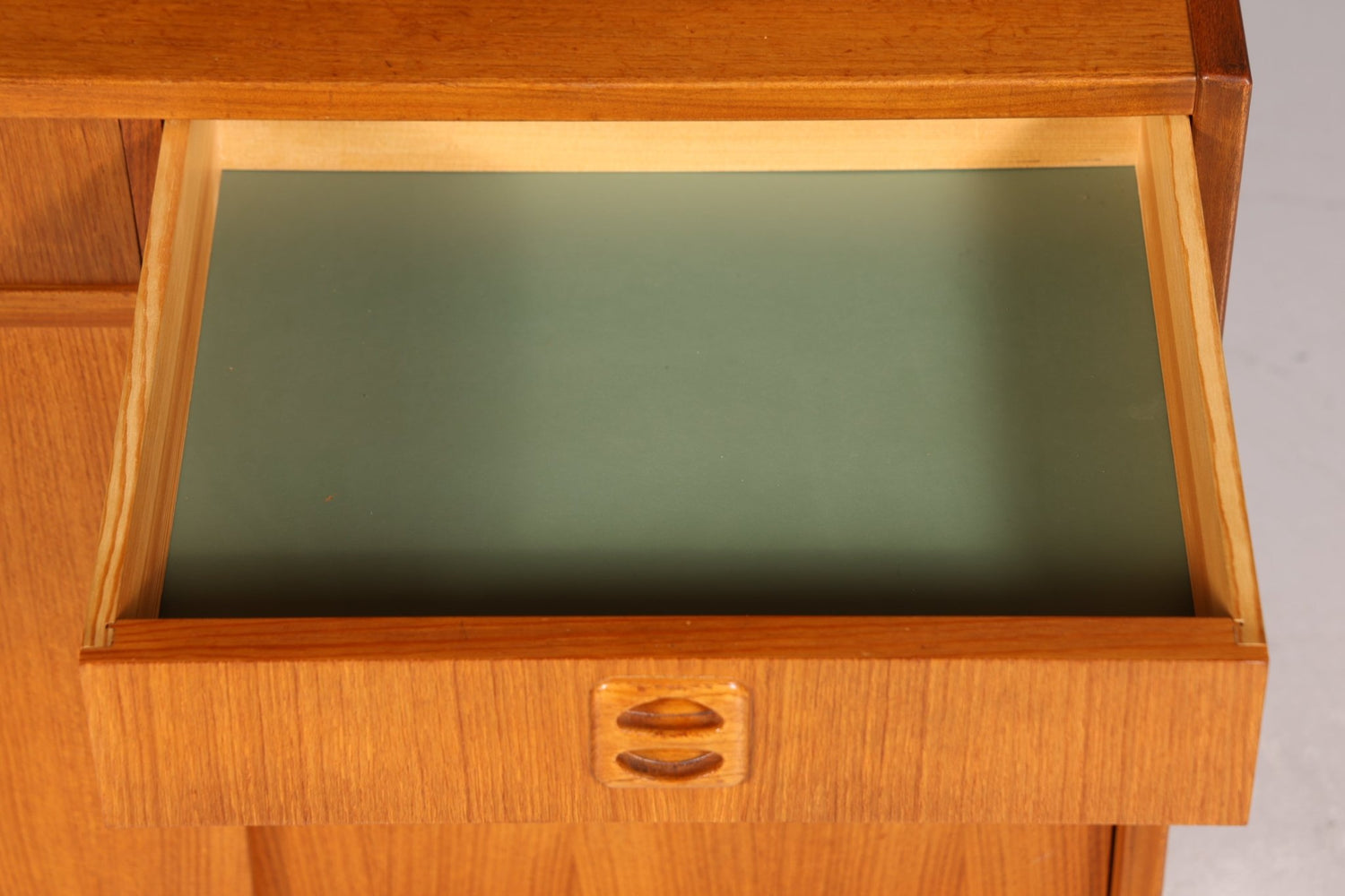 Schlichtes Mid Century Regal &quot;Made in Denmark&quot; schiebetür Schrank Danish Design Retro Kommode Vintage Bücherregal 60s 2 von 2