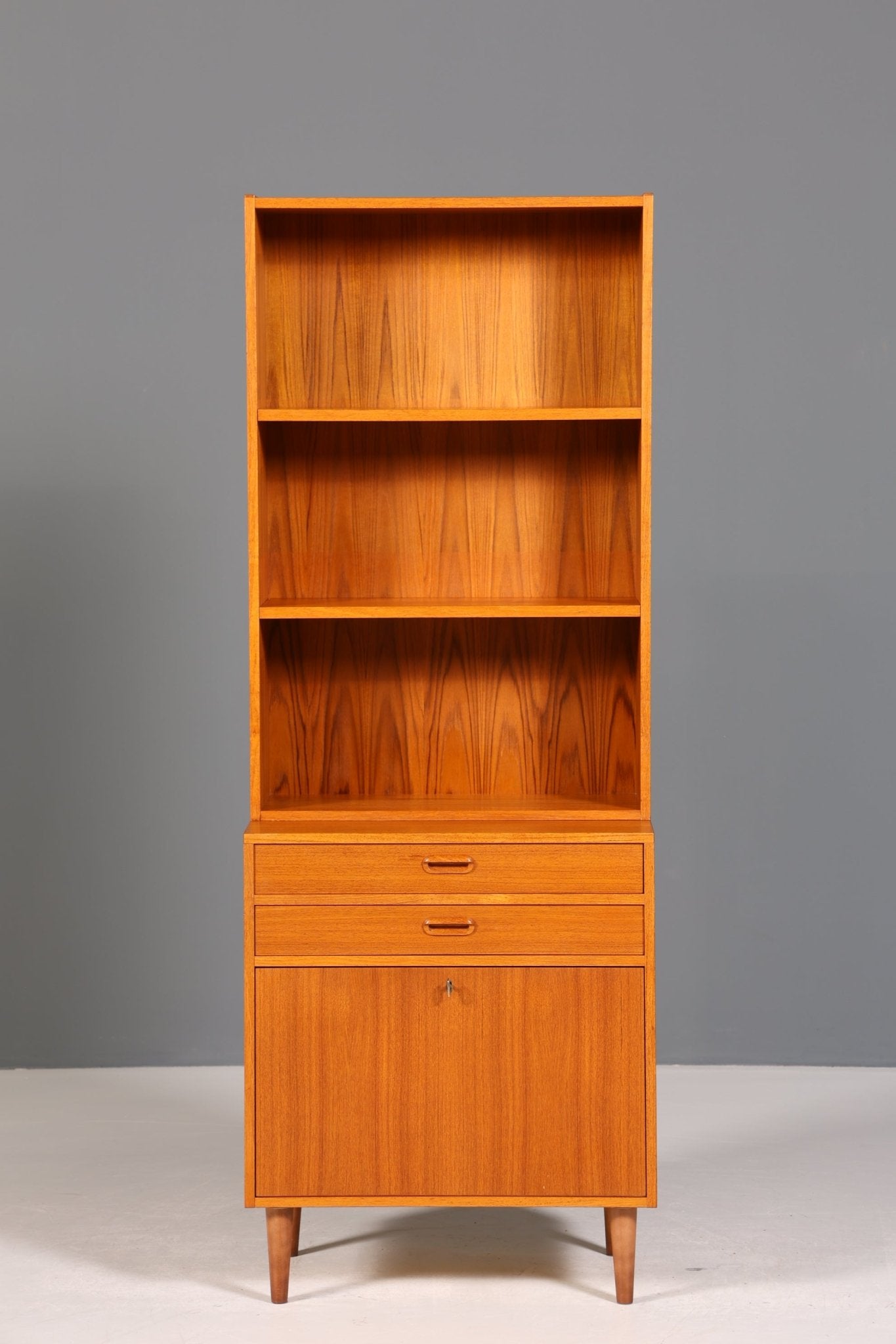 Schlichtes Mid Century Regal Vintage Schrank Retro Bücherregal 60s Buchablage