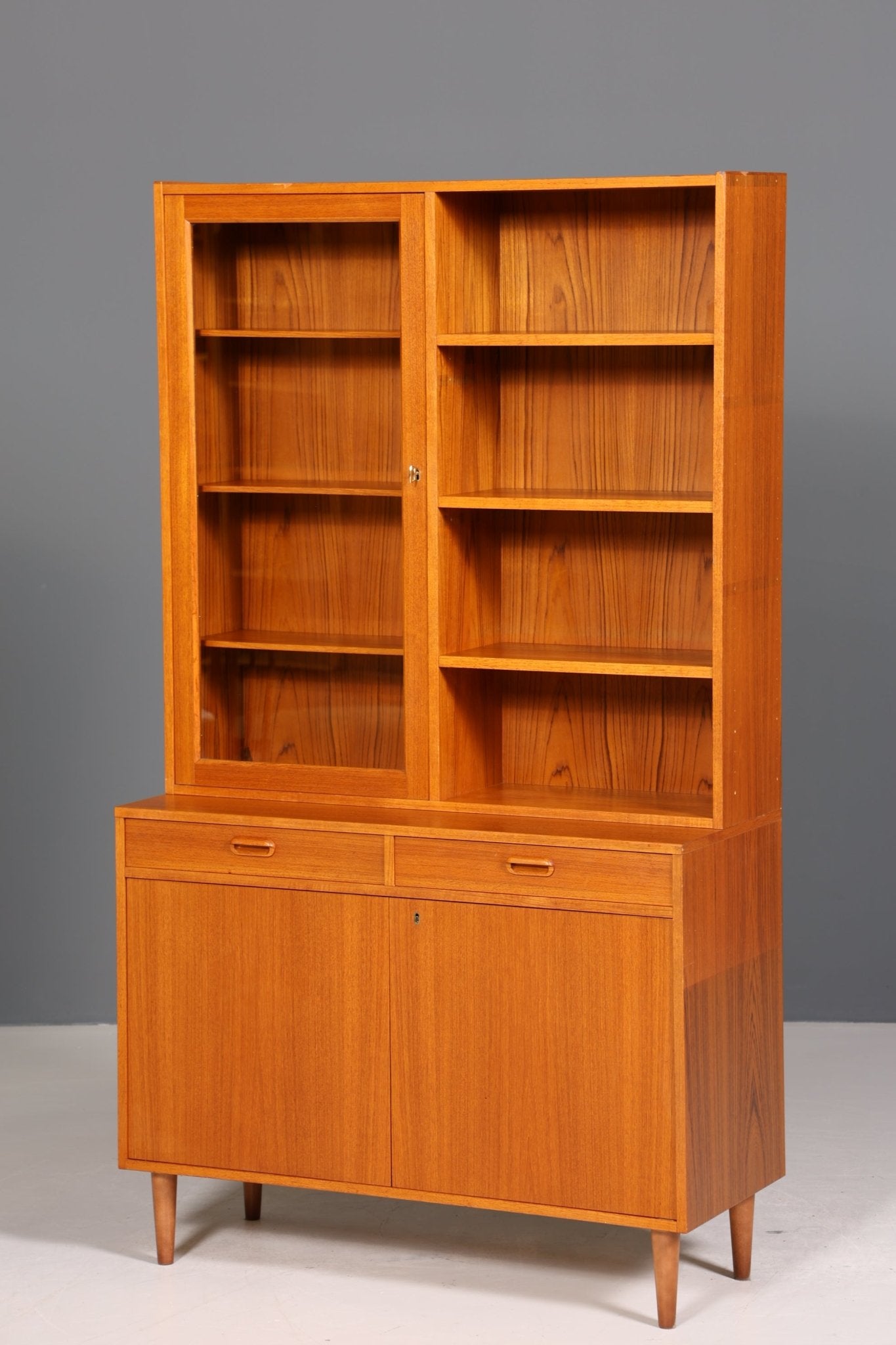 MID04| Wunderschöne Mid Century Vitrine Vintage Schrank Regal Retro Bücherregal Buchablage 60s