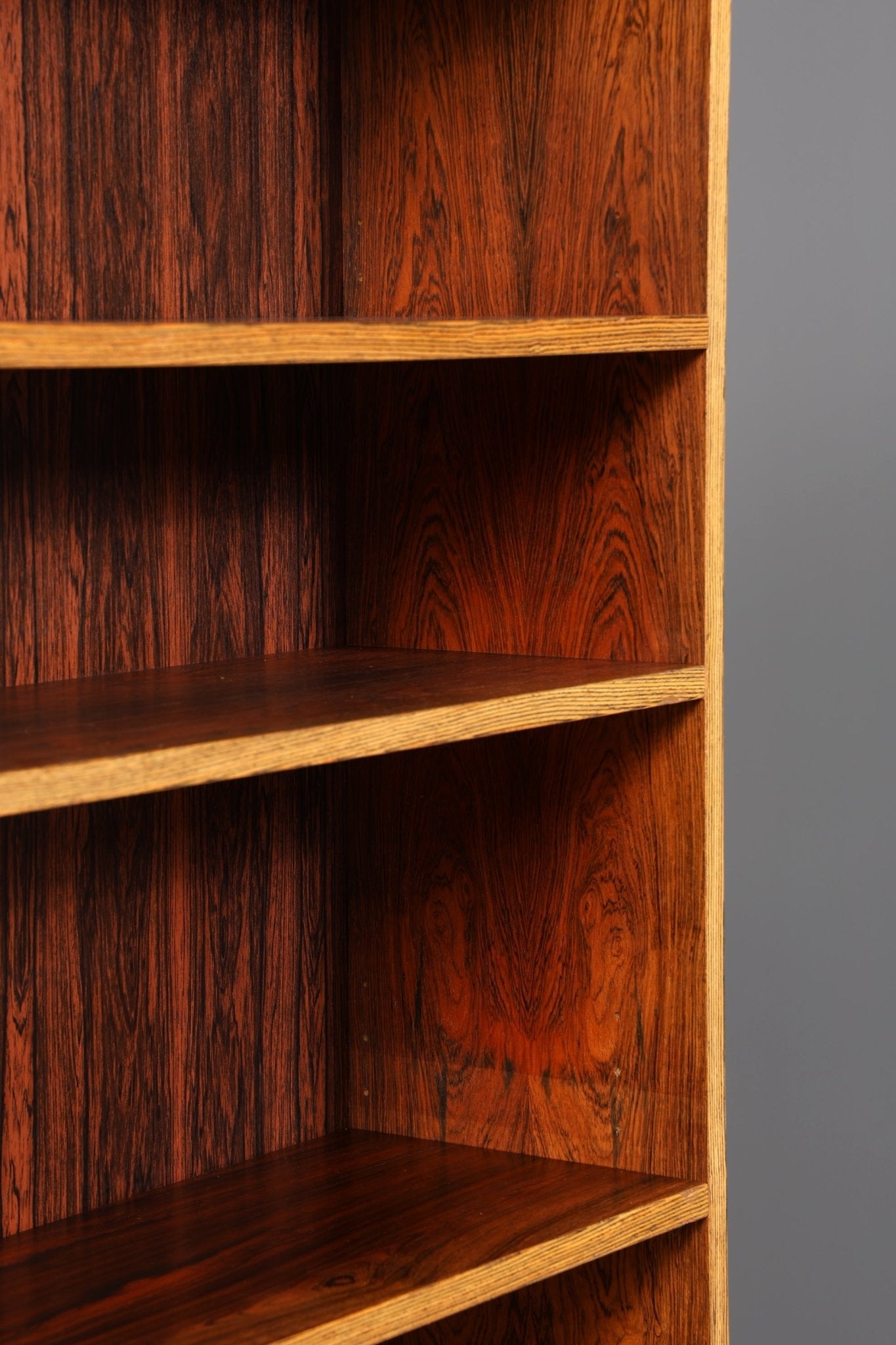 Wunderschönes Mid Century Palisander Regal Vintage Bücherregal 60s Schrank Kommode