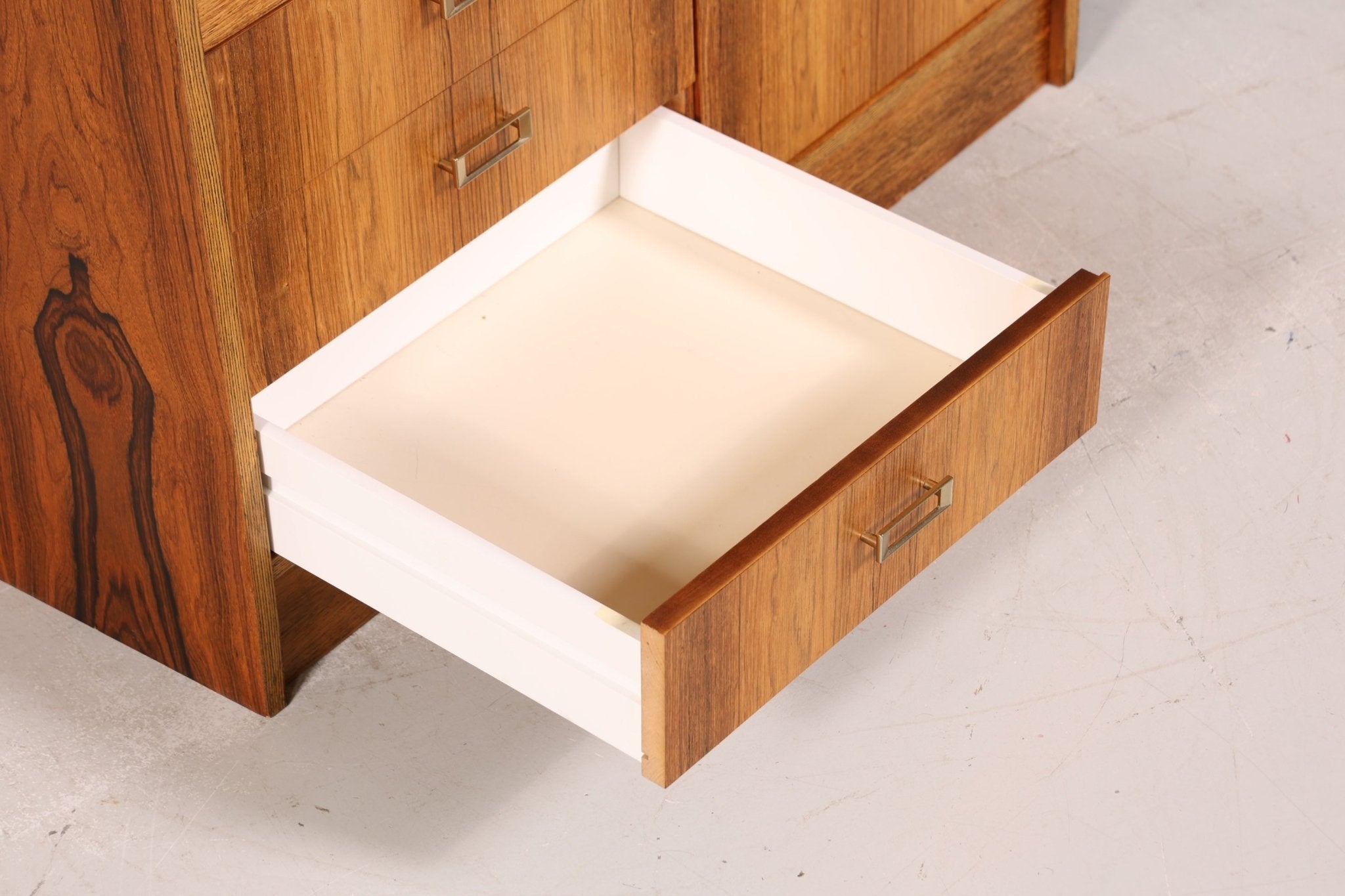 Wunderschönes Mid Century Palisander Regal Vintage Bücherregal 60s Schrank Kommode